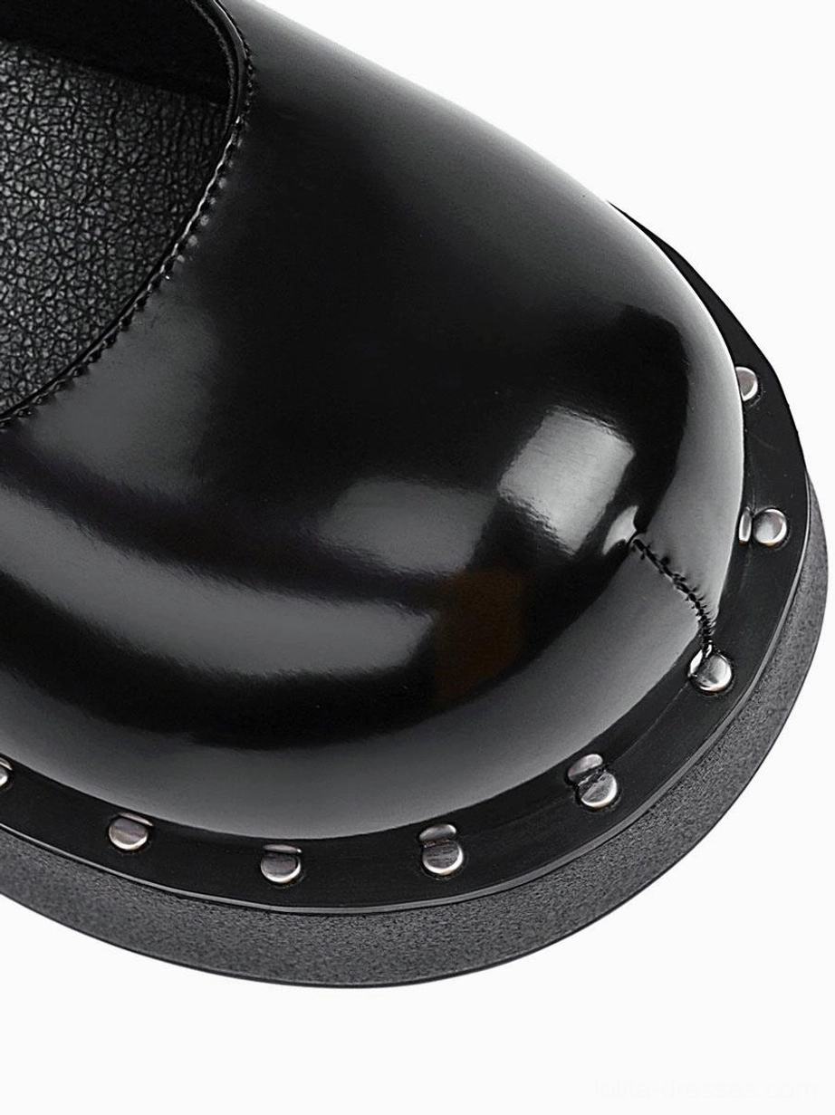 Black academic lolita shoes toe and sole detail polished round toe cap metal studded sole edge neat stitching