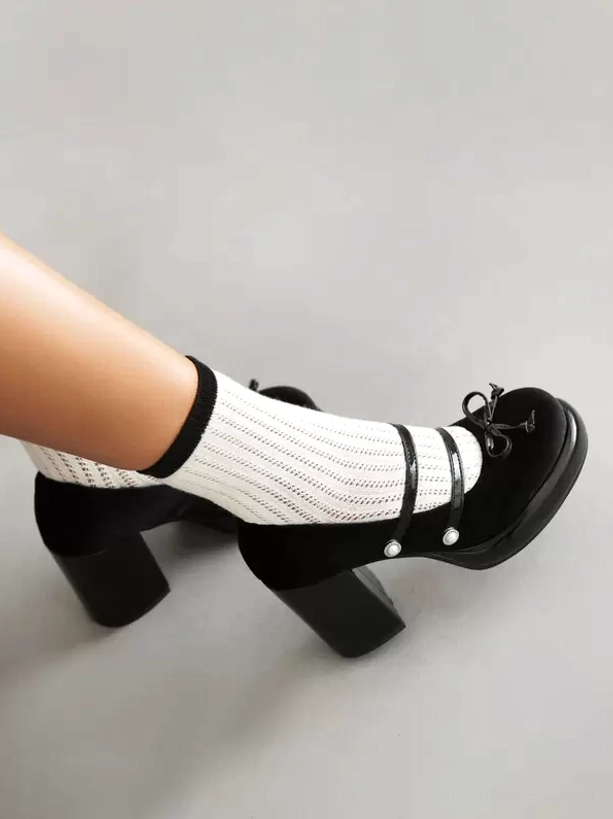 Black Sweet Lolita Mary Jane pumps side single foot view with dual straps pearl details front bow chunky block heel