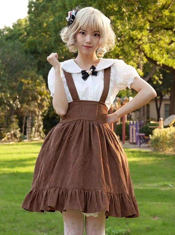Pastoral sweet lolita camel skirt outdoor park setting floral hair accessory light pink stockings