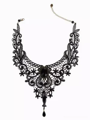 Black lace Gothic Lolita choker with adjustable metal extension chain three-quarter front angle