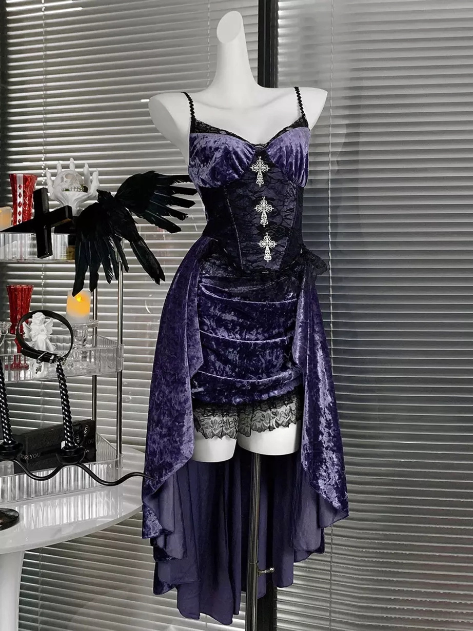 gothic lolita corset jsk dress spaghetti straps cross decorated bust high-low hemline black lace bolero cloak
