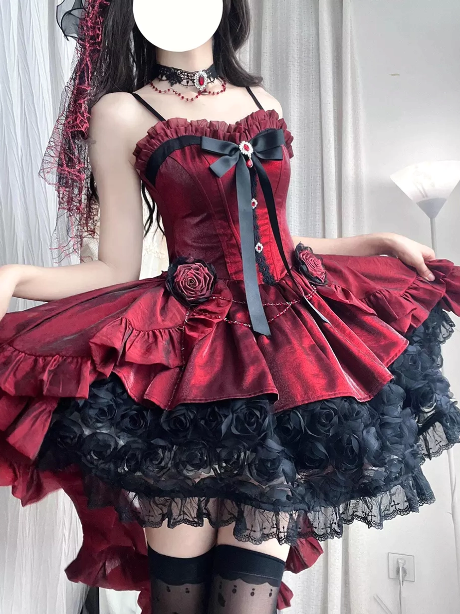 Gothic lolita dress crimson red black train front view spaghetti strap bow rose details