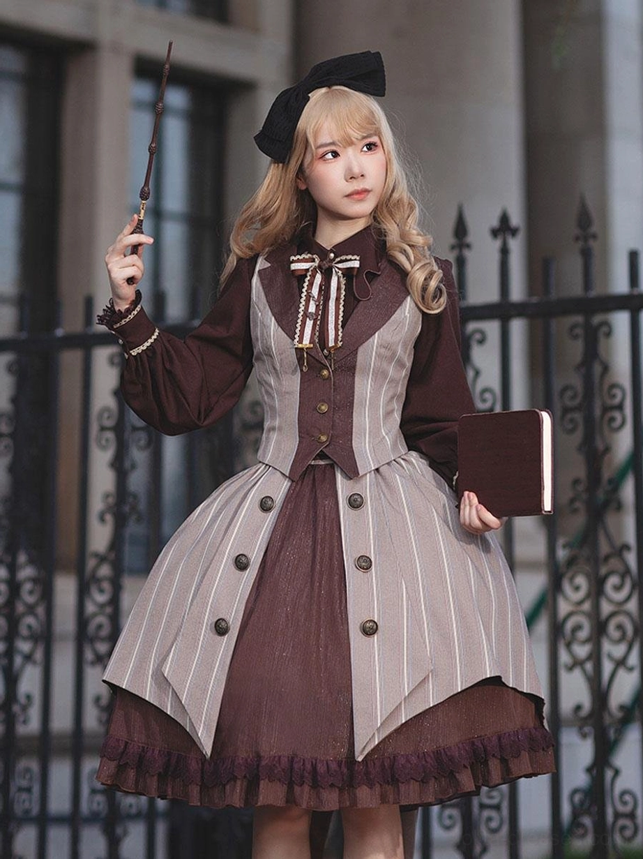 Gothic lolita fashion front three-quarter view outdoor styling with bow tie collar, black beret, wand, notebook