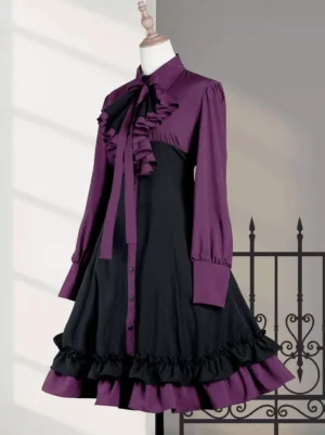 gothic lolita one-piece dress side view long sleeves button cuffs front placket