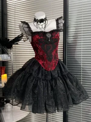 Gothic Lolita red velvet and black lace corset JSK dress front view sleeveless off-shoulder tiered tulle skirt mannequin
