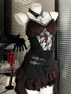 gothic lolita ensemble three-quarter angle leather waist buckles patchwork lace fabric fitted bodice