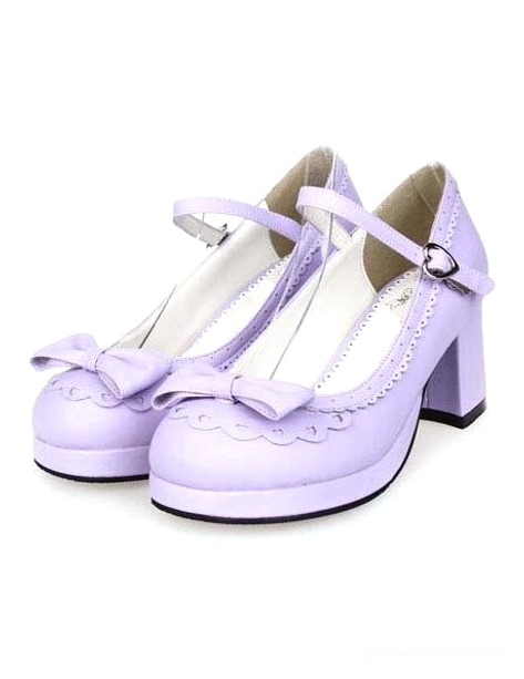 Lavender purple lolita chunky heel mary jane shoes side oblique view showing scalloped design and buckle