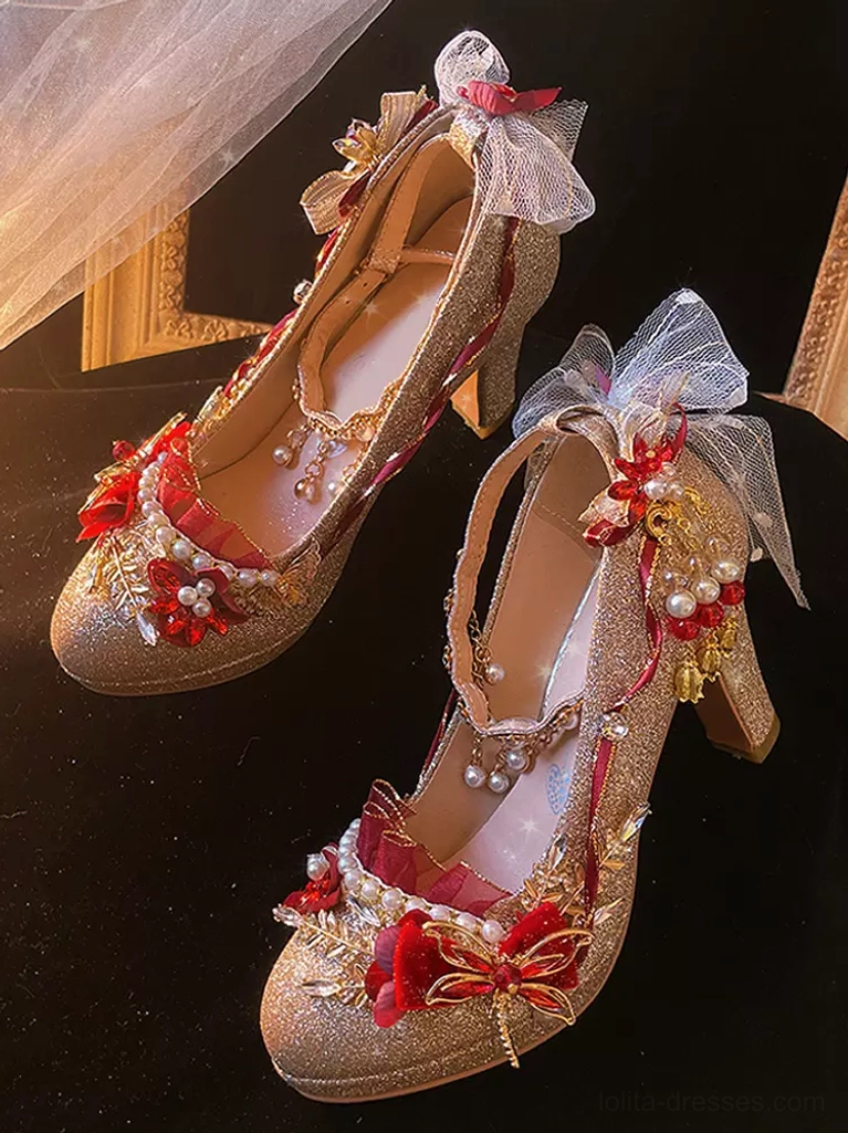 sweet-lolita-bridal-pumps-front-flatlay-pearl-ankle-chains-chunky-platform-heel-red-bows-round-toe