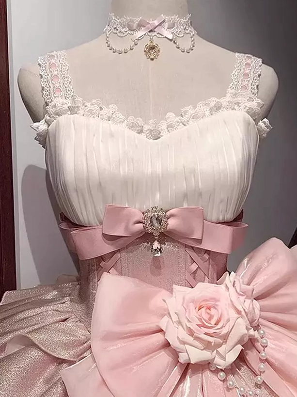 lolita dress bodice detail pleated white lace shoulder straps pink satin bow rhinestone pendant