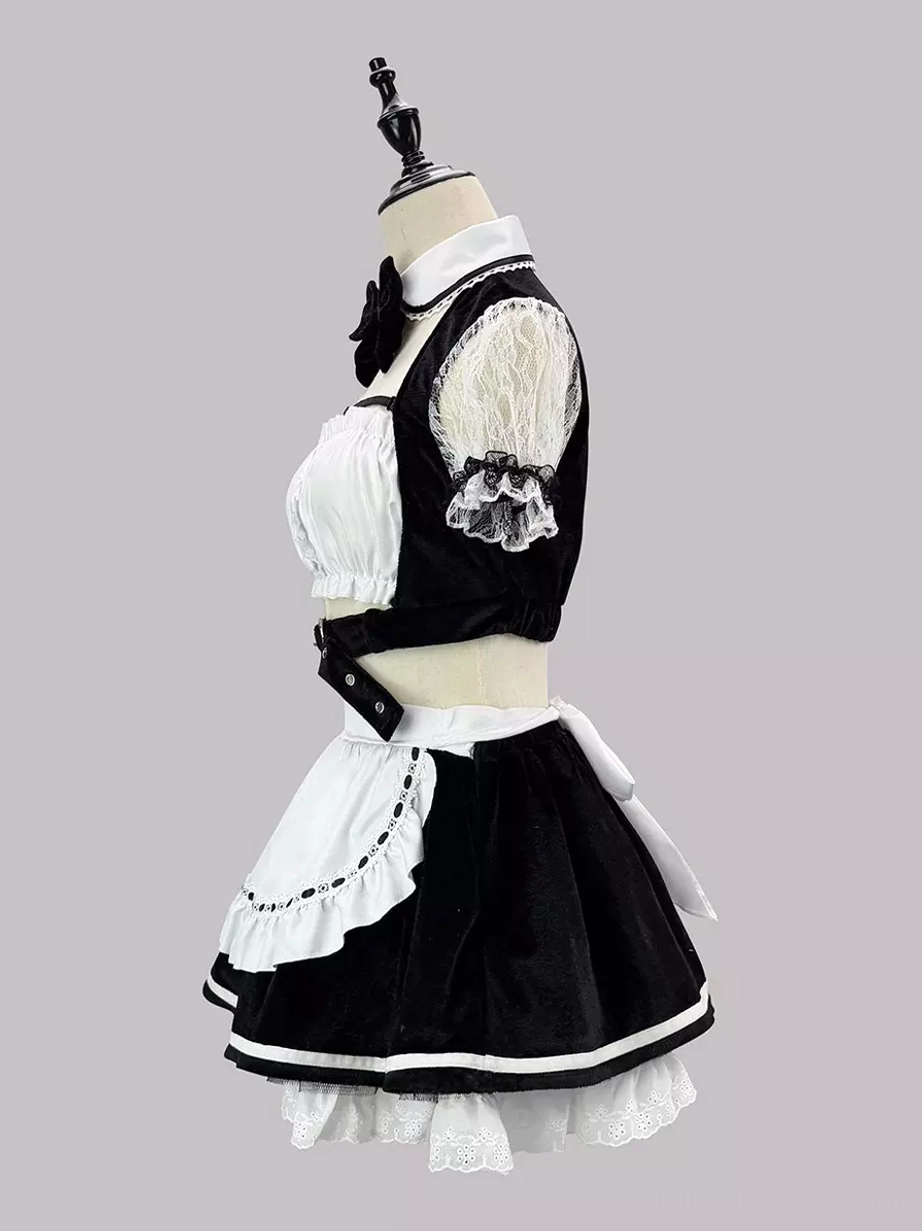 Black sweet lolita maid dress left side view mannequin display exposed cropped waist heart-shaped belt buckle detail lace trim
