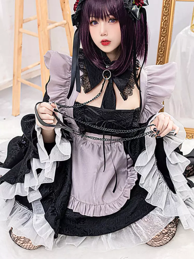 Maid gothic lolita set removable body chain lace apron thigh-high fishnet stockings crouching pose