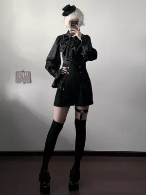 Ouji Gothic Lolita black shorts side profile pose hand-on-hip stance with thigh-highs garter strap accessories