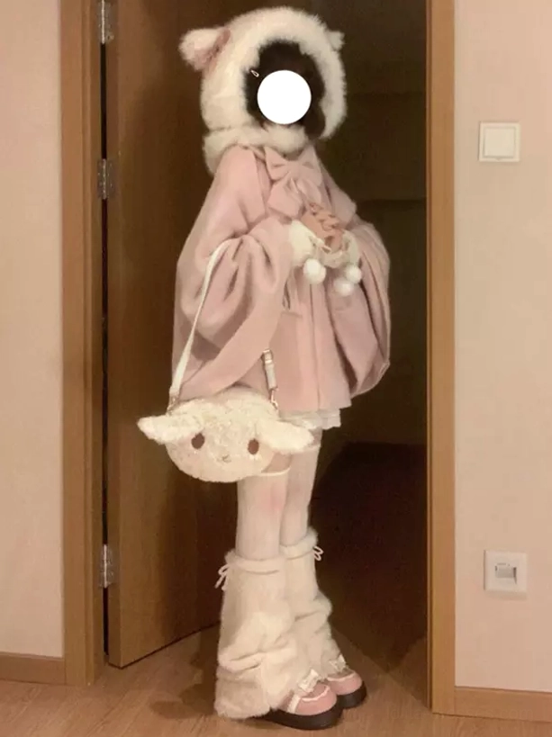 pink-sweet-lolita-poncho-cape-full-length-back-view-white-thigh-high-socks-indoor-doorway