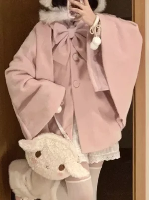 pink-sweet-lolita-poncho-cape-furry-hood-trim-peter-pan-collar-front-detail-close-up