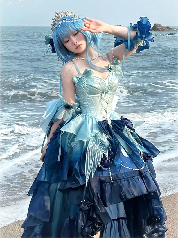 Purple high-low lolita fairy dress back bow and rose decorations styling detail with tulle train