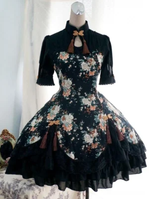 Qi Lolita OP dress black mandarin collar front view full body vintage floral print classic lolita one-piece
