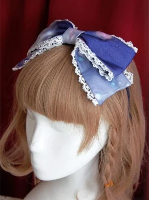 Sweet gradient lolita headbow with blue-purple organza fabric and white scalloped lace trim, left three-quarter view on mannequin