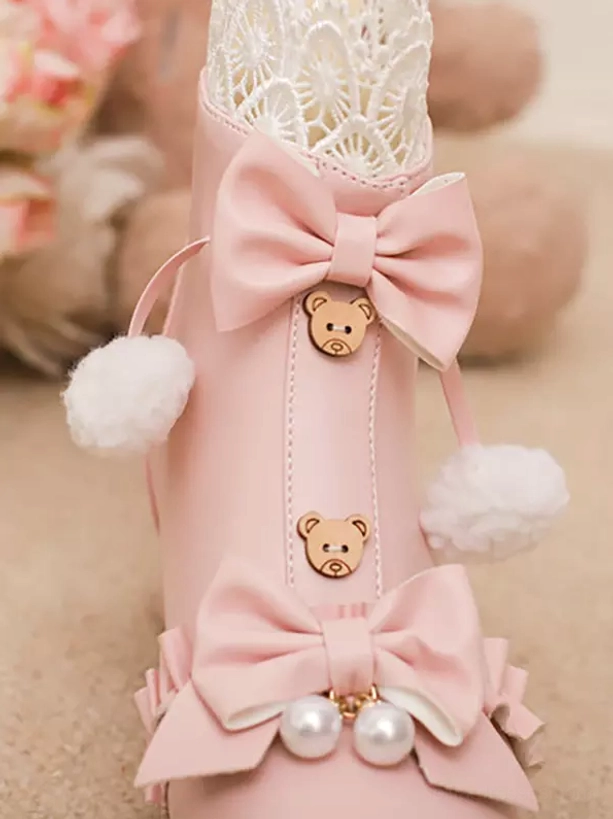 Sweet Lolita boots size guide and fit demonstration on-foot showing proportions, ankle shaft height and block heel comfort for lolita fashion wear