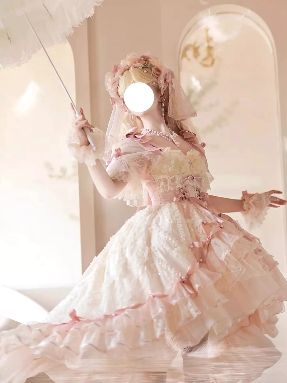 Sweet lolita wedding dress in cream-pink showcasing silhouette volume petticoat styling and romantic lolita fashion aesthetic overall impression