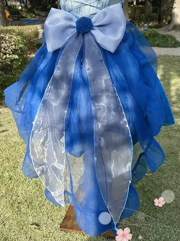sweet-lolita-detachable-train-blue-gradient-organza-fabric-rose-pearl-embellishments-rear-view