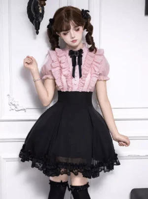 Sweet lolita ruffle dress pink v-neck bow short sleeve front view model wearing tulle skirt
