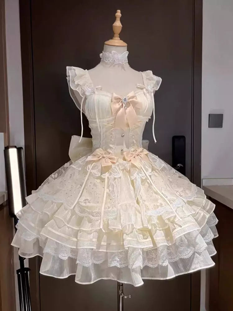 fairy-ballet-lolita-jsk-dress-mannequin-front-view-corset-bodice-layered-organza-tulle-skirt-unadorned-dress-design-structure